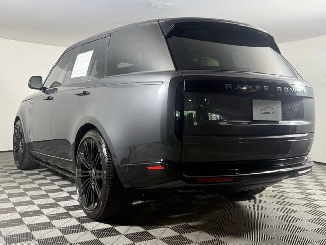 Used 2023 Land Rover Range Rover SE AWD/4WD image 4