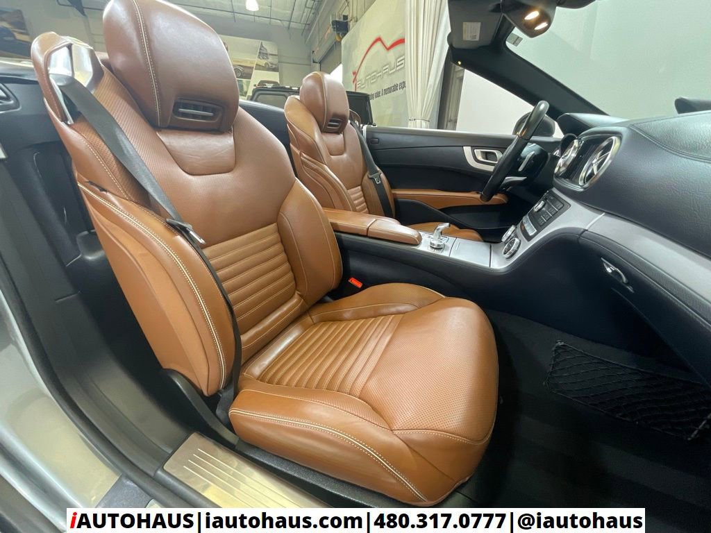 Used 2017 Mercedes-Benz SL 550 image 31