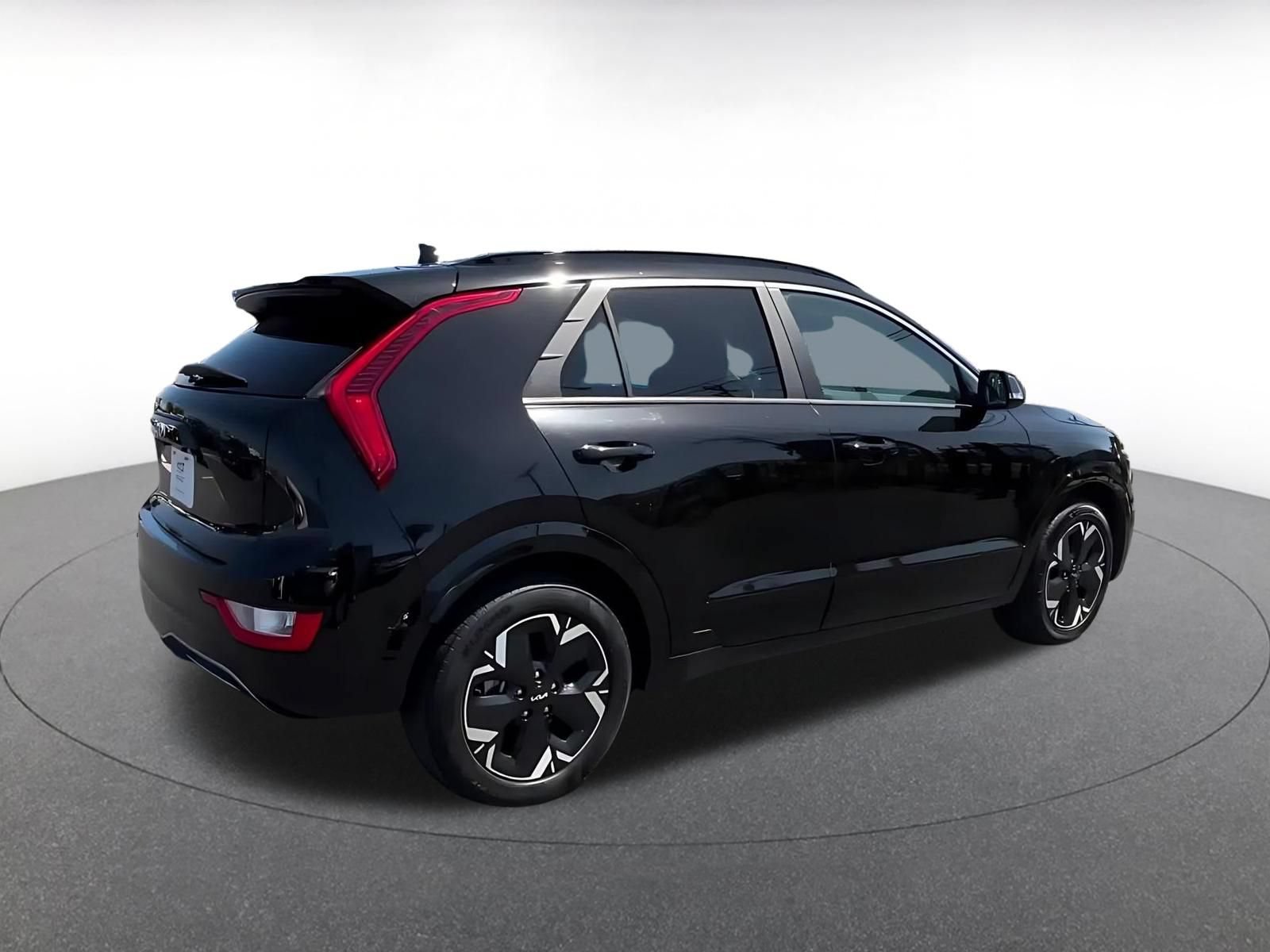 Used 2024 Kia Niro Wind FWD image 15