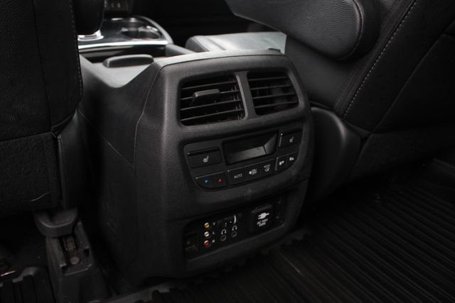 Used 2016 Honda Pilot Elite image 25