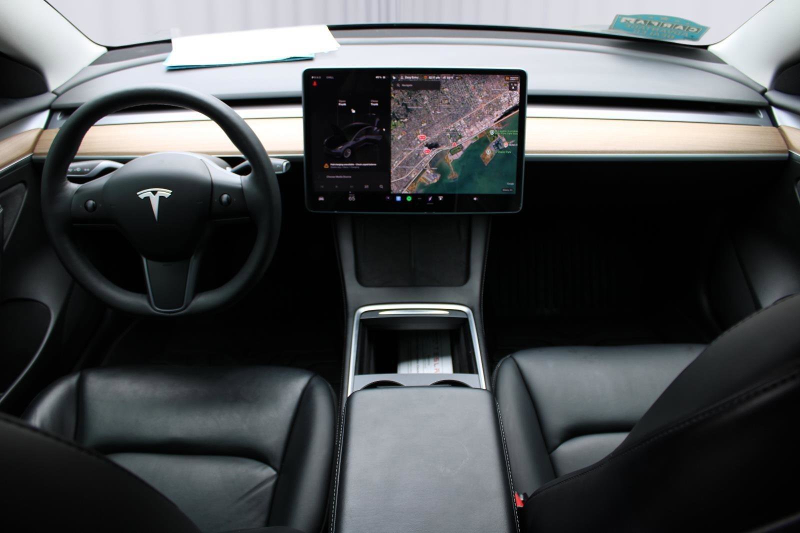 Used 2022 Tesla Model 3 Long Range AWD/4WD image 2