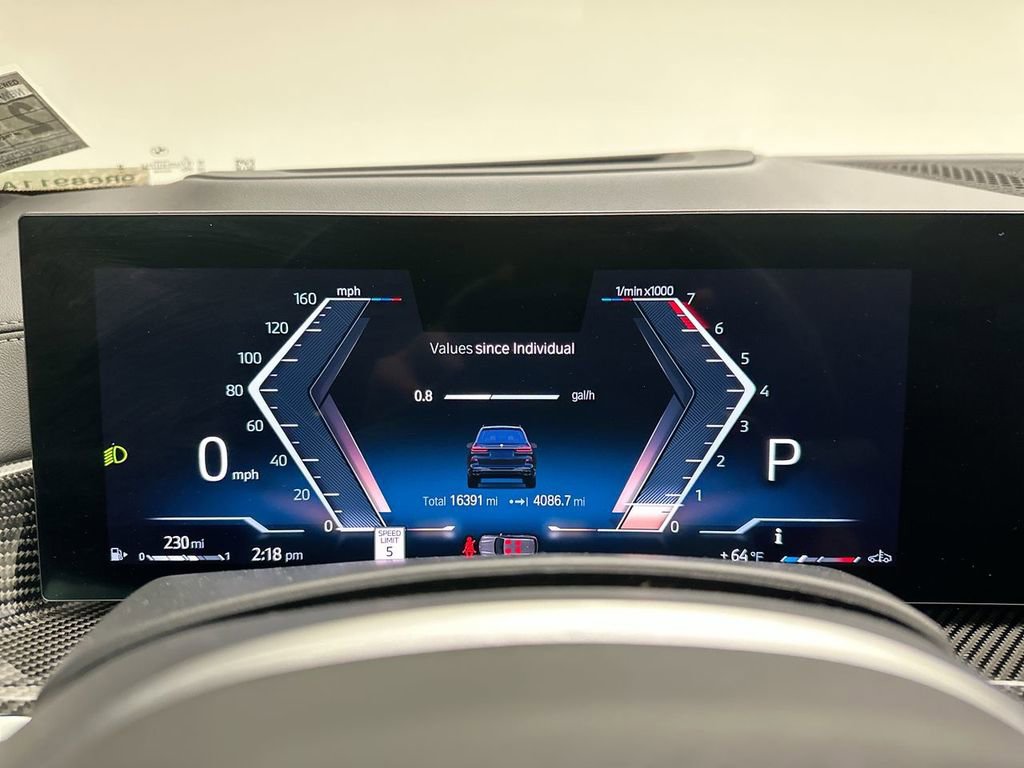 Used 2023 BMW X7 M60i w/ Executive Package image 20