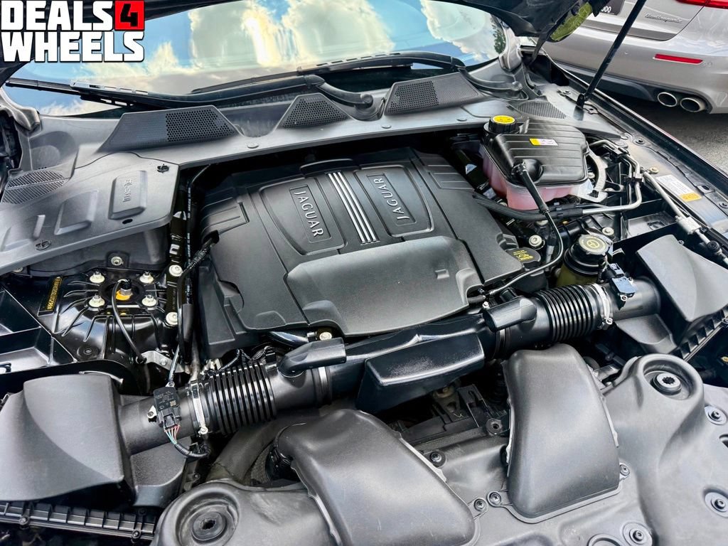 Used 2012 Jaguar XJ RWD image 5