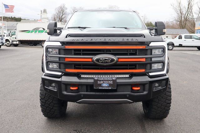 New 2026 Ford F250 Lariat w/ Black Appearance Package image 14
