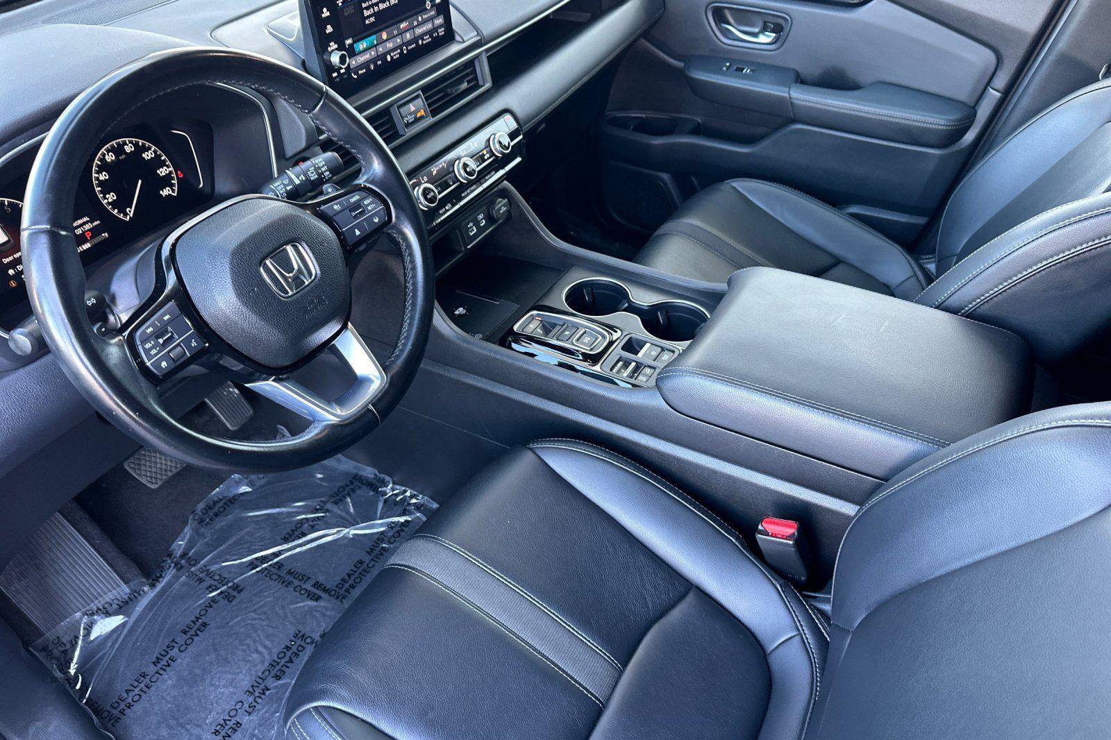 Certified 2025 Honda Pilot EX-L image 9