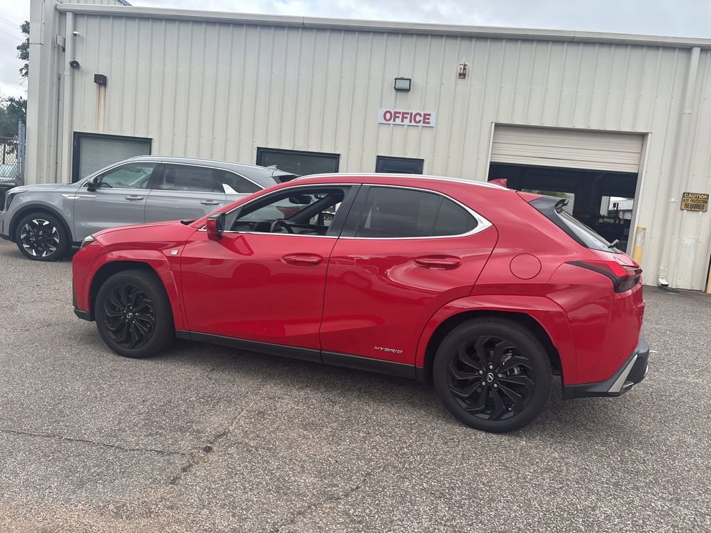 Used 2022 Lexus UX 250h F Sport image 18