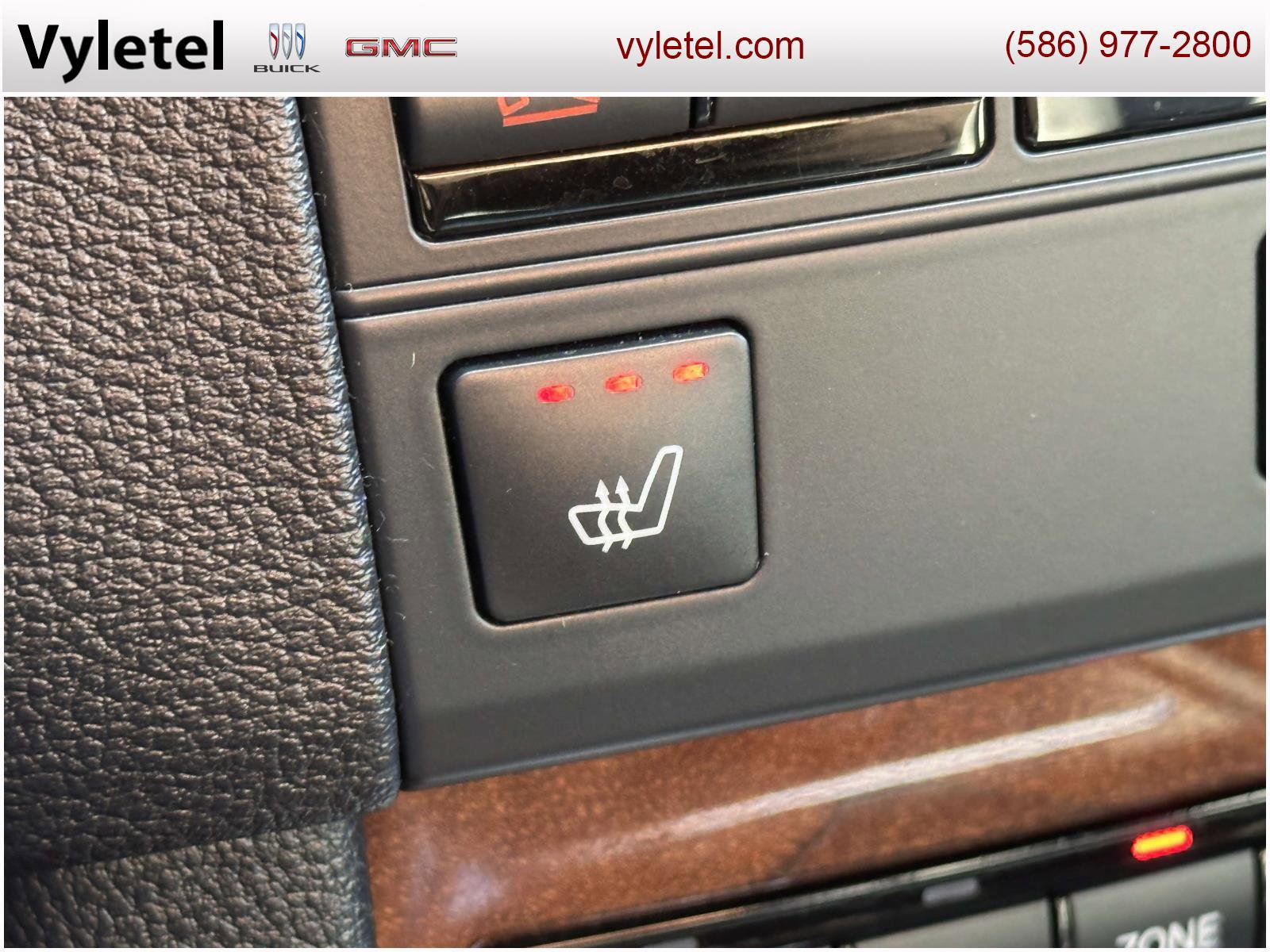 Used 2013 Mercedes-Benz E 350 4MATIC Sedan image 30