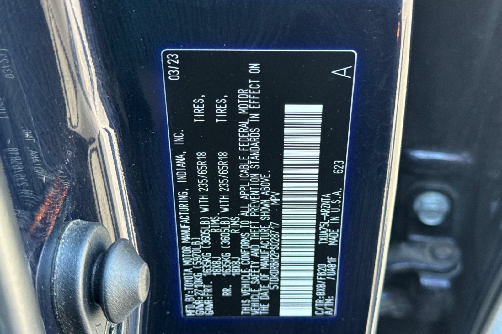Used 2023 Toyota Highlander LE AWD/4WD image 34