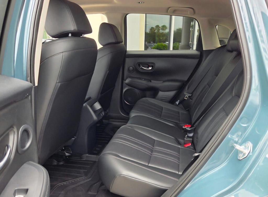 New 2027 Honda HR-V EX-L image 10