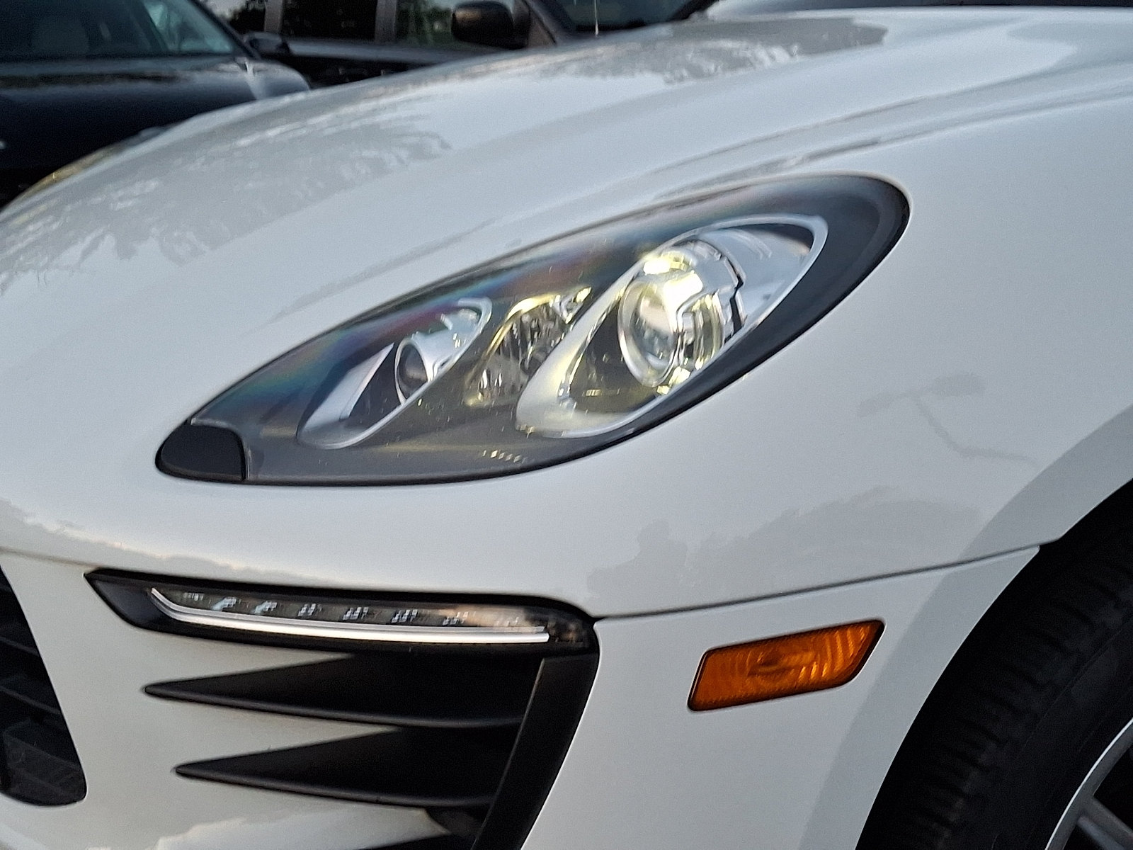 Used 2018 Porsche Macan S AWD/4WD image 9