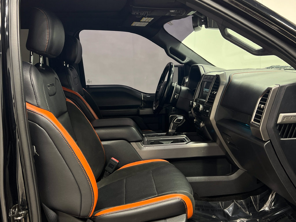 Used 2018 Ford F150 Raptor w/ Equipment Group 802A Luxury AWD/4WD image 37
