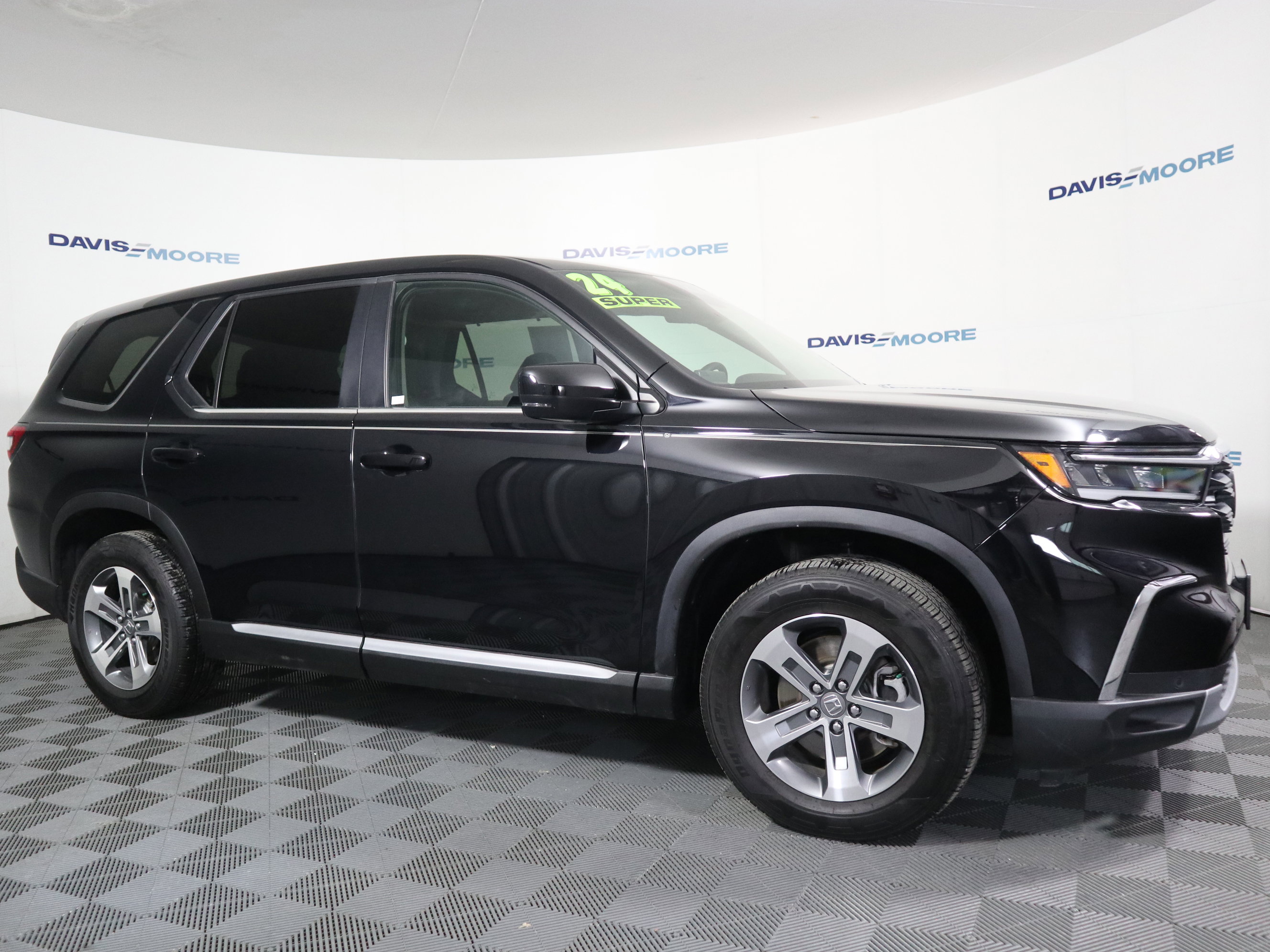 Used 2024 Honda Pilot EX-L image 4