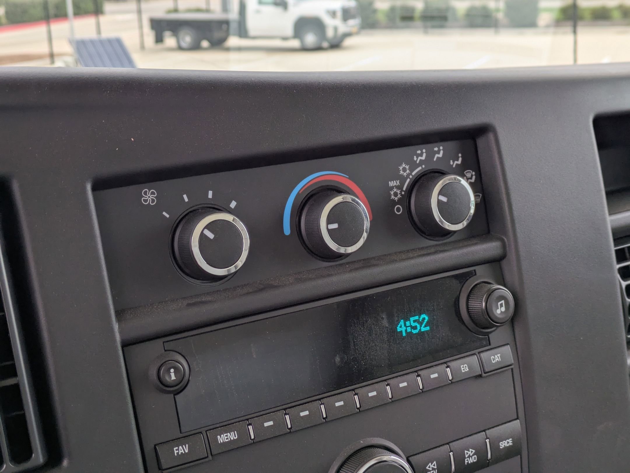 New 2024 GMC Savana 3500 w/ Power Convenience Package image 15