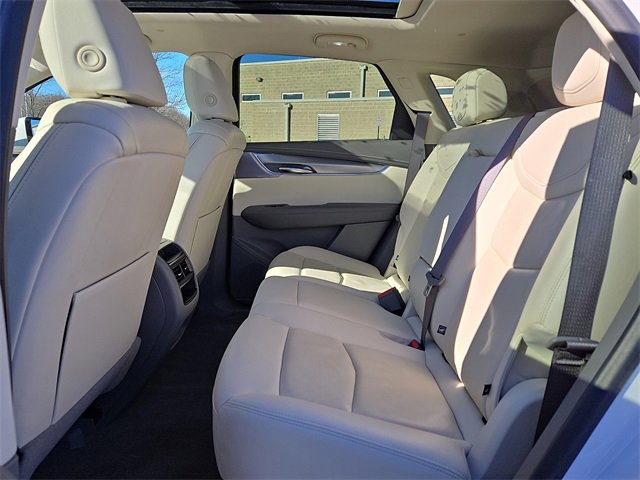 Used 2021 Cadillac XT5 Premium Luxury image 10