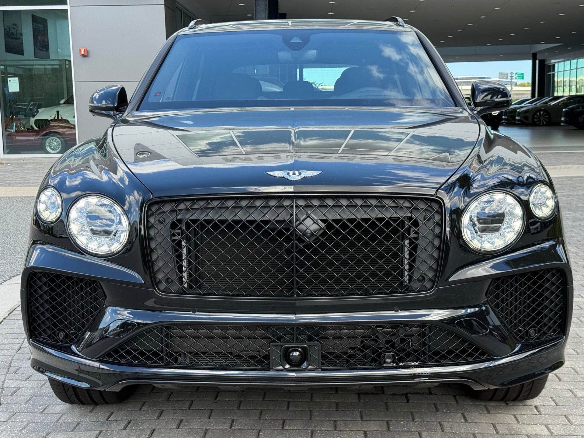New 2025 Bentley Bentayga image 8