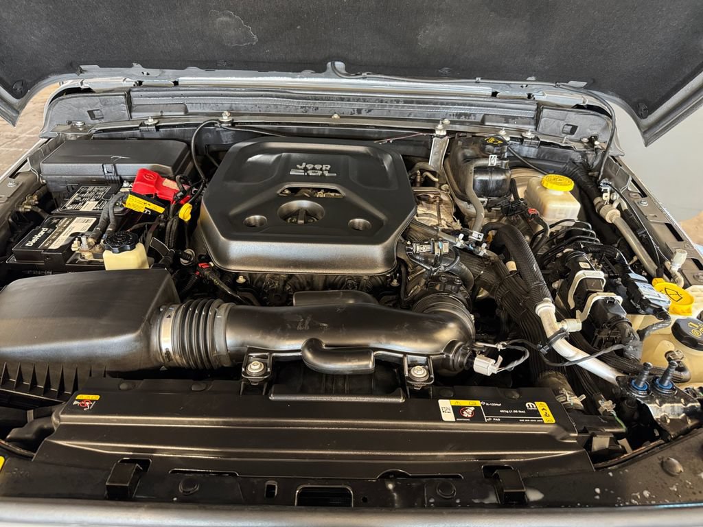 Used 2021 Jeep Wrangler Sport AWD/4WD image 27
