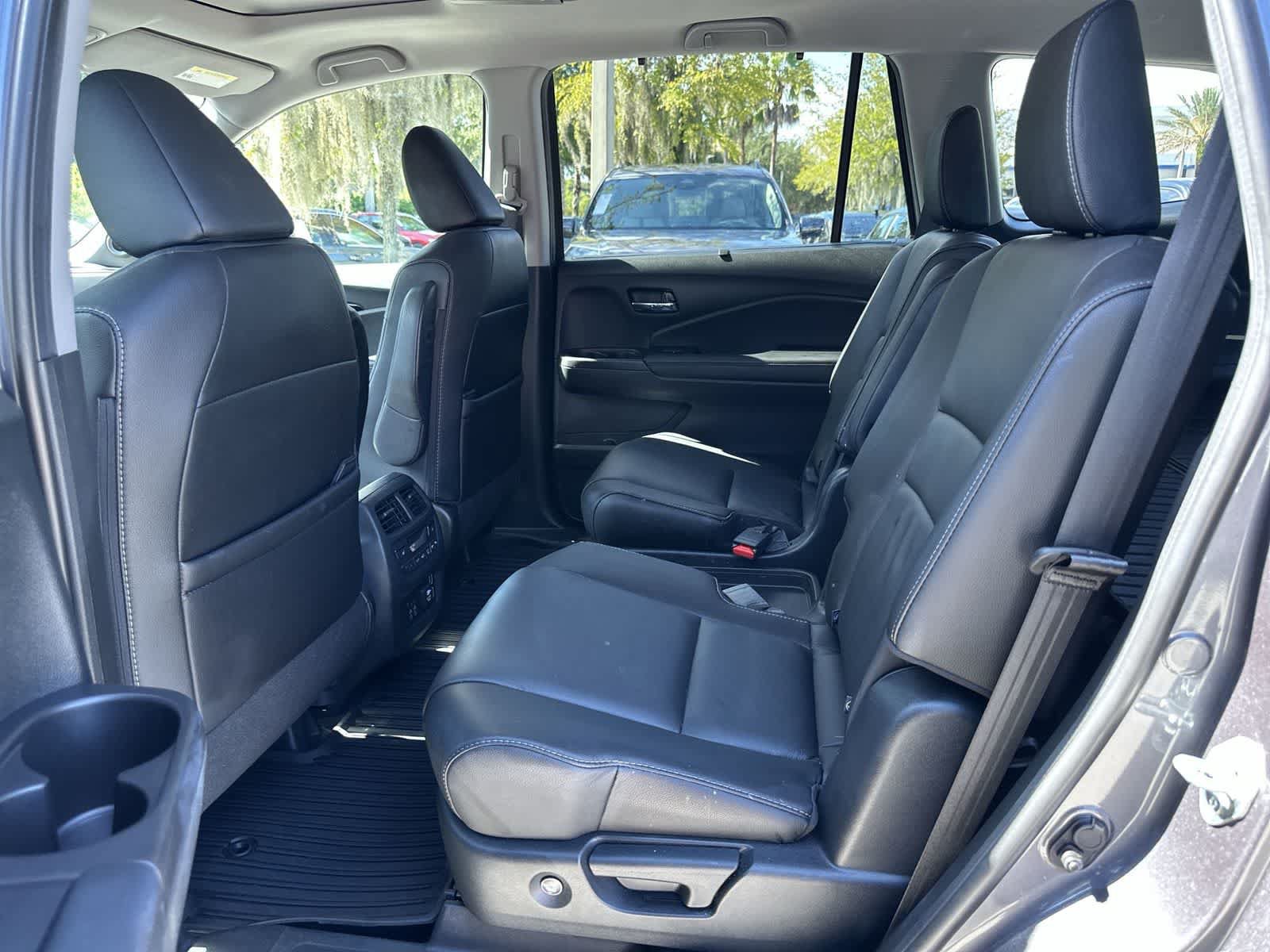 Used 2022 Honda Pilot Touring image 15