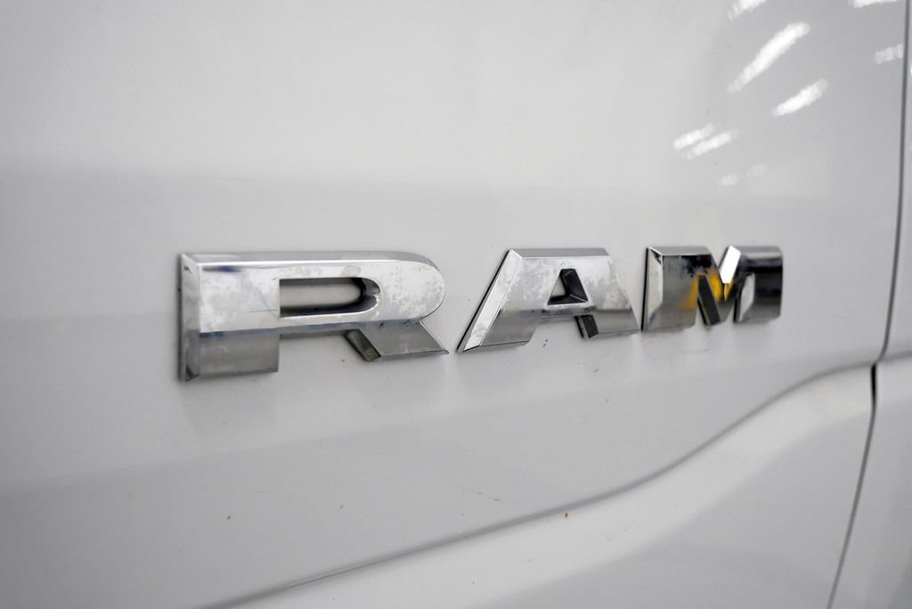 Used 2022 RAM 1500 Big Horn AWD/4WD image 9