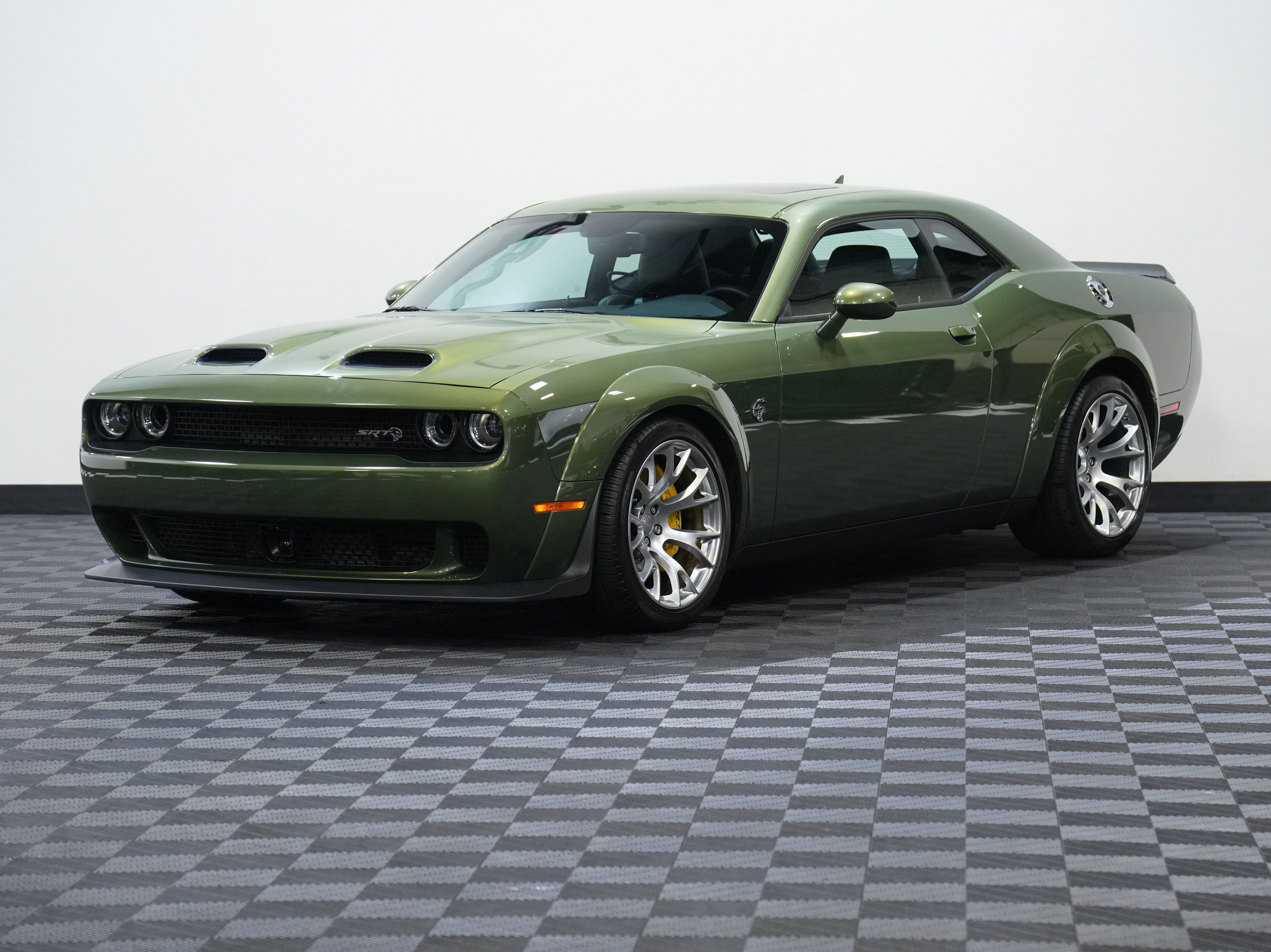 Used 2023 Dodge Challenger SRT Hellcat image 3