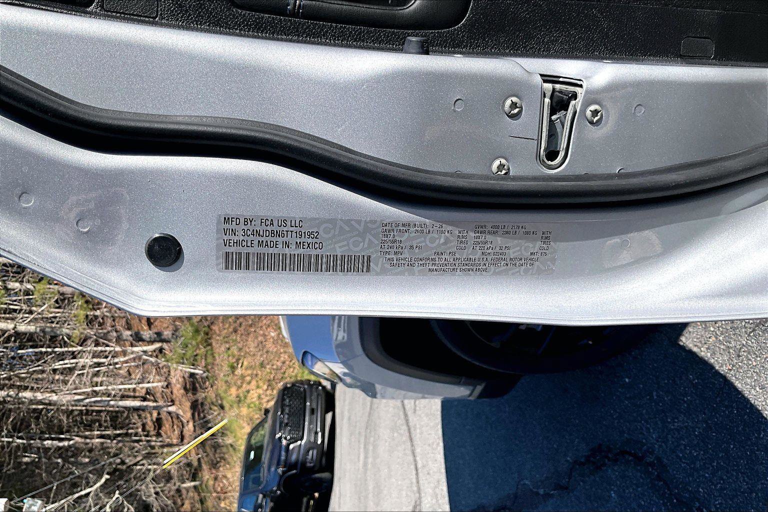 New 2026 Jeep Compass Latitude image 14