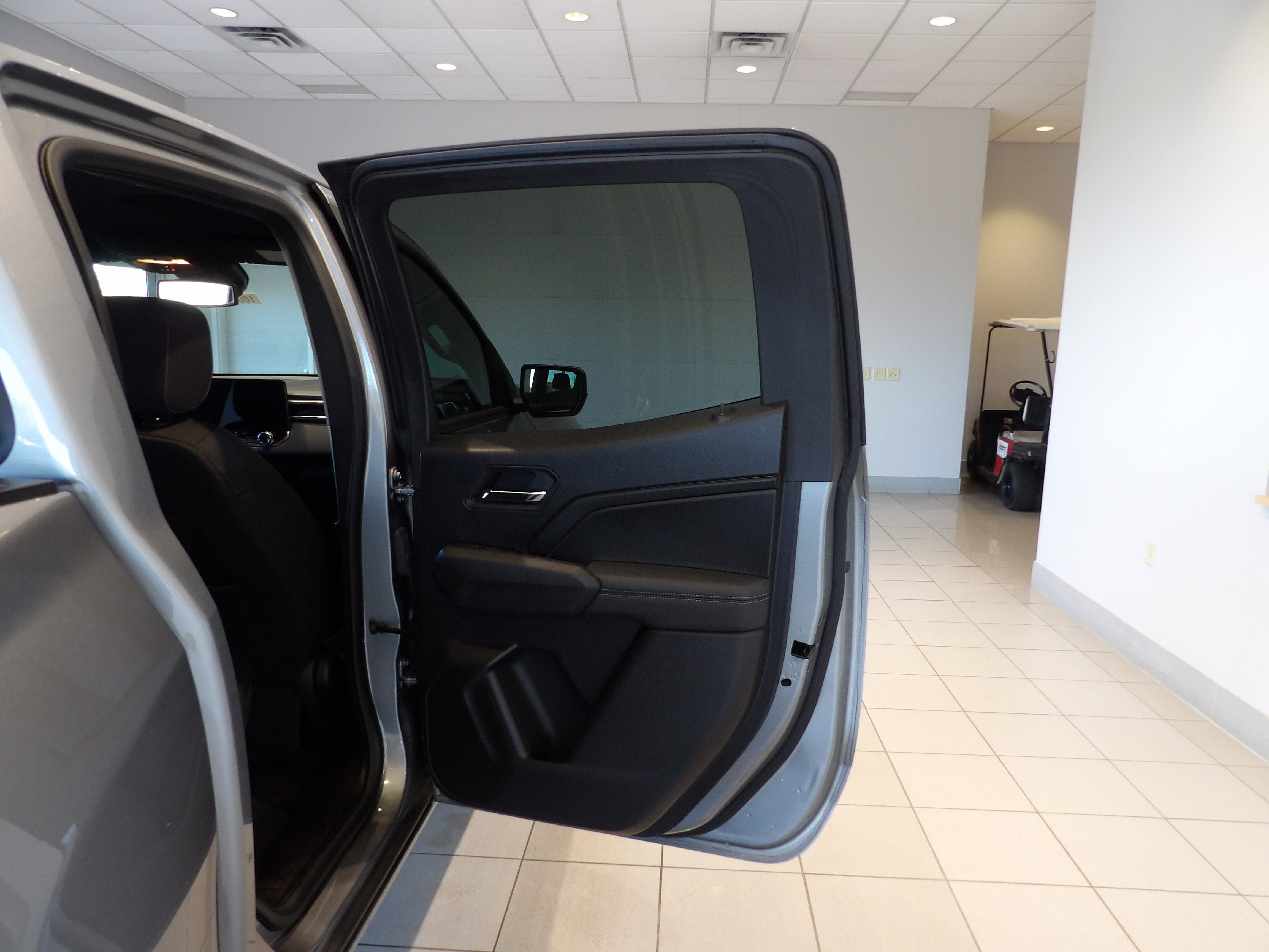 Used 2024 GMC Canyon Elevation w/ Convenience Package image 18