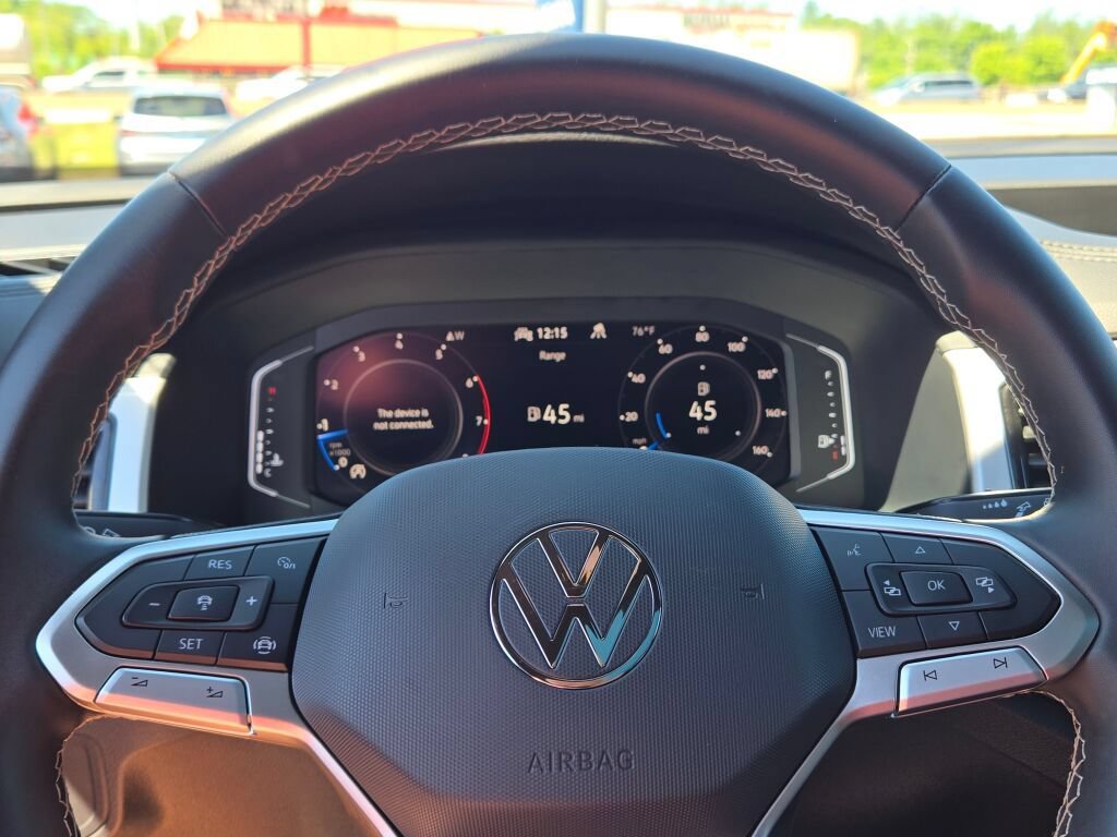 Used 2023 Volkswagen Atlas Cross Sport SE w/ Panoramic Sunroof Package AWD/4WD image 36