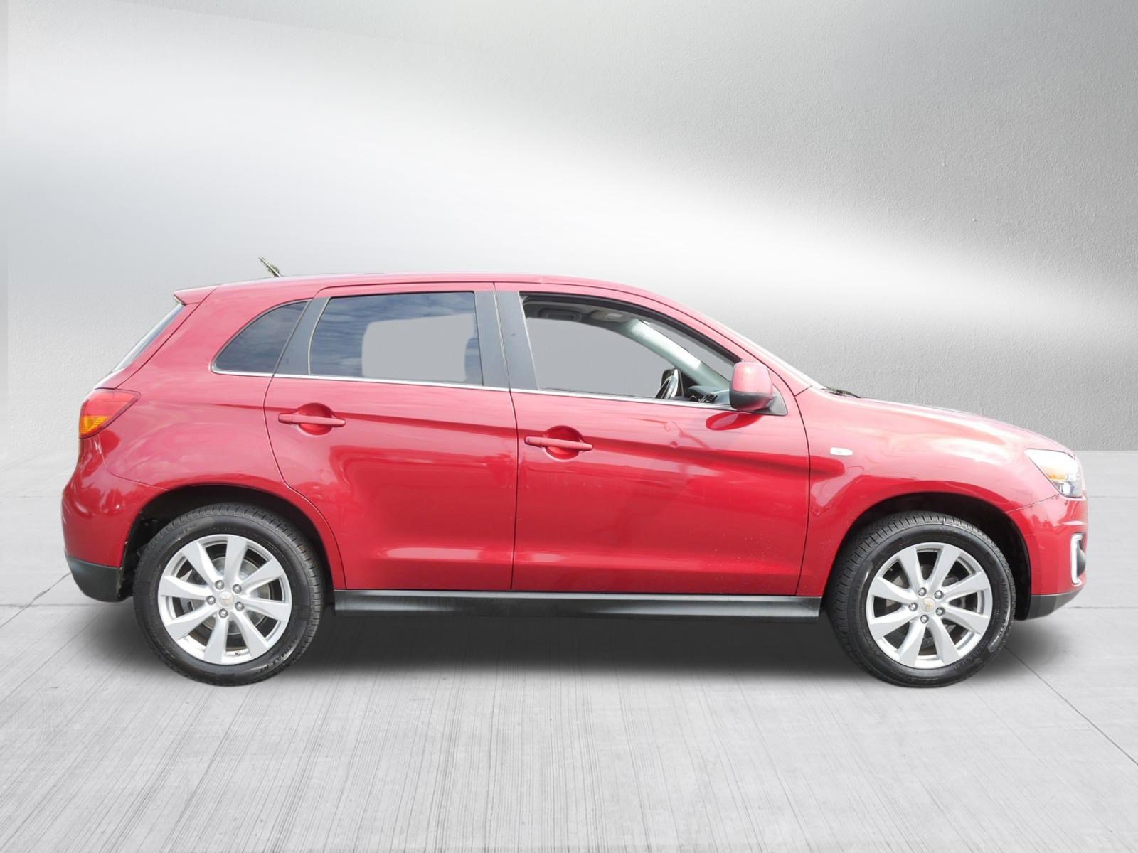 Used 2015 Mitsubishi Outlander Sport SE AWD/4WD image 8