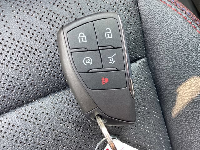 Certified 2025 Chevrolet Equinox RS w/ Safety and Technology Package AWD/4WD image 24