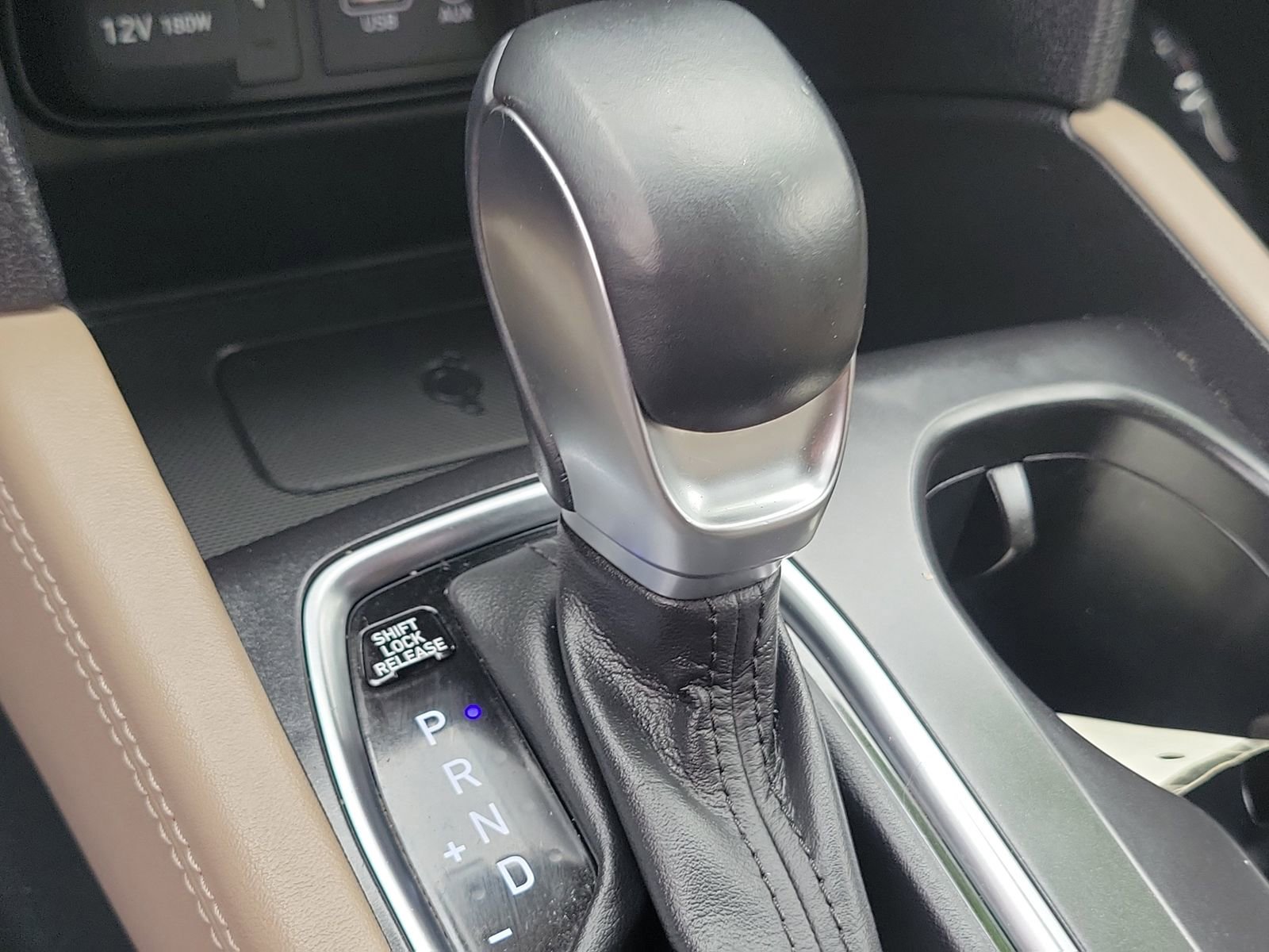 Used 2020 Hyundai Santa Fe Limited FWD image 16