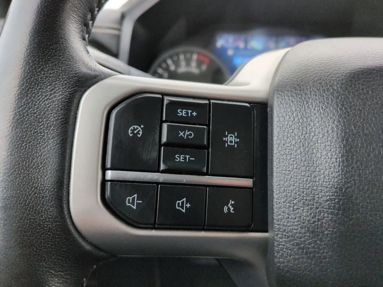 Used 2024 Ford Expedition Max XLT AWD/4WD image 24