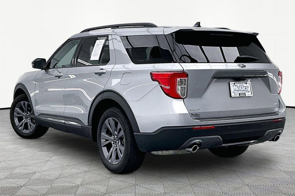 Certified 2023 Ford Explorer XLT w/ Equipment Group 202A AWD/4WD image 13