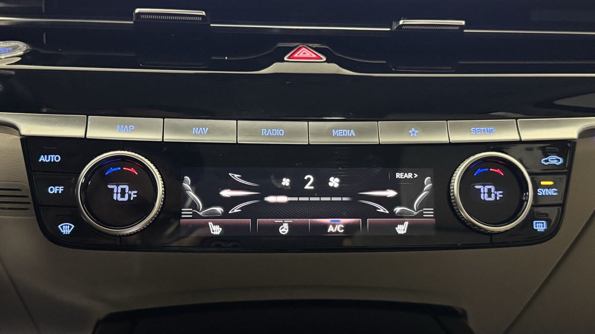 Used 2021 Genesis G80 2.5T AWD/4WD image 27