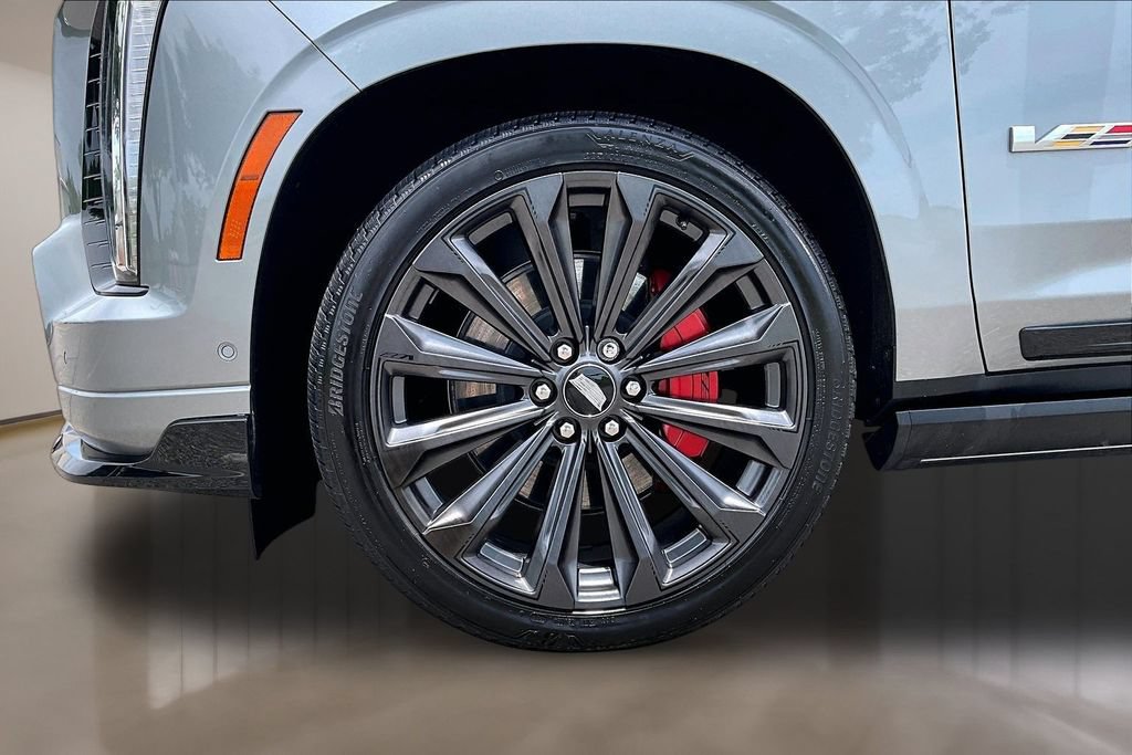 Certified 2025 Cadillac Escalade V AWD/4WD image 8