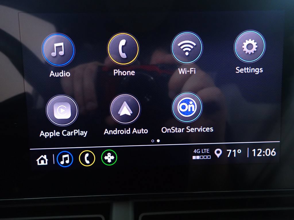 New 2026 Chevrolet Trax LS w/ LS Convenience Package FWD image 3