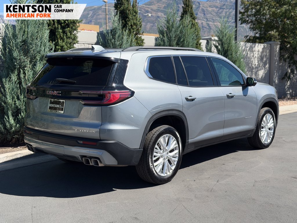 Used 2026 GMC Acadia Elevation w/ Elevation Premium Package AWD/4WD image 8