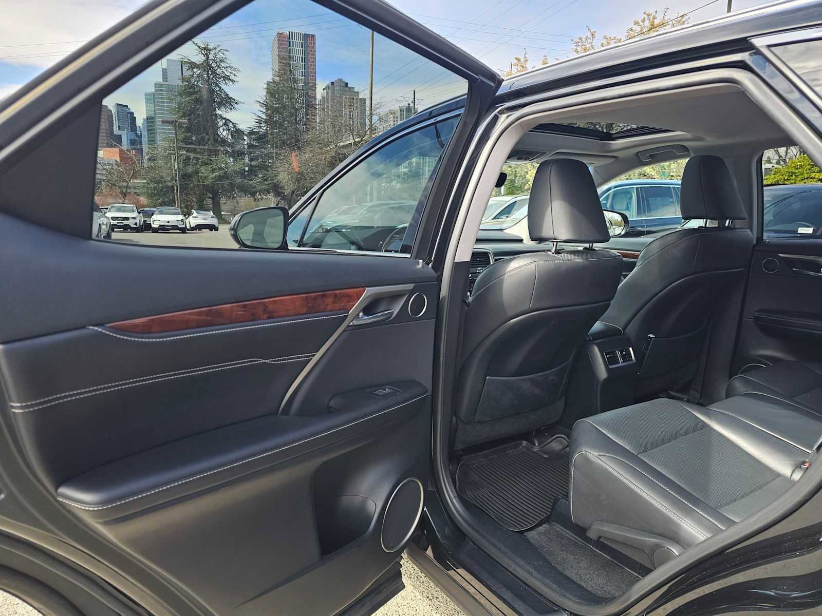 Used 2018 Lexus RX 350L AWD image 15