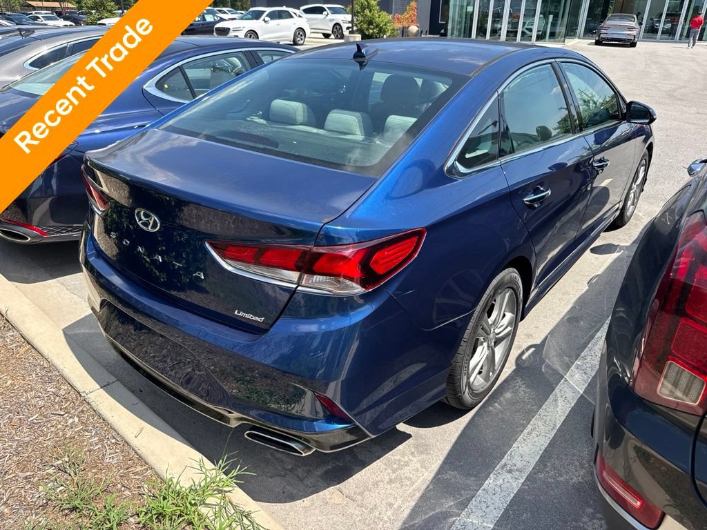 Used 2018 Hyundai Sonata Limited w/ Limited Ultimate Package 03 FWD image 3