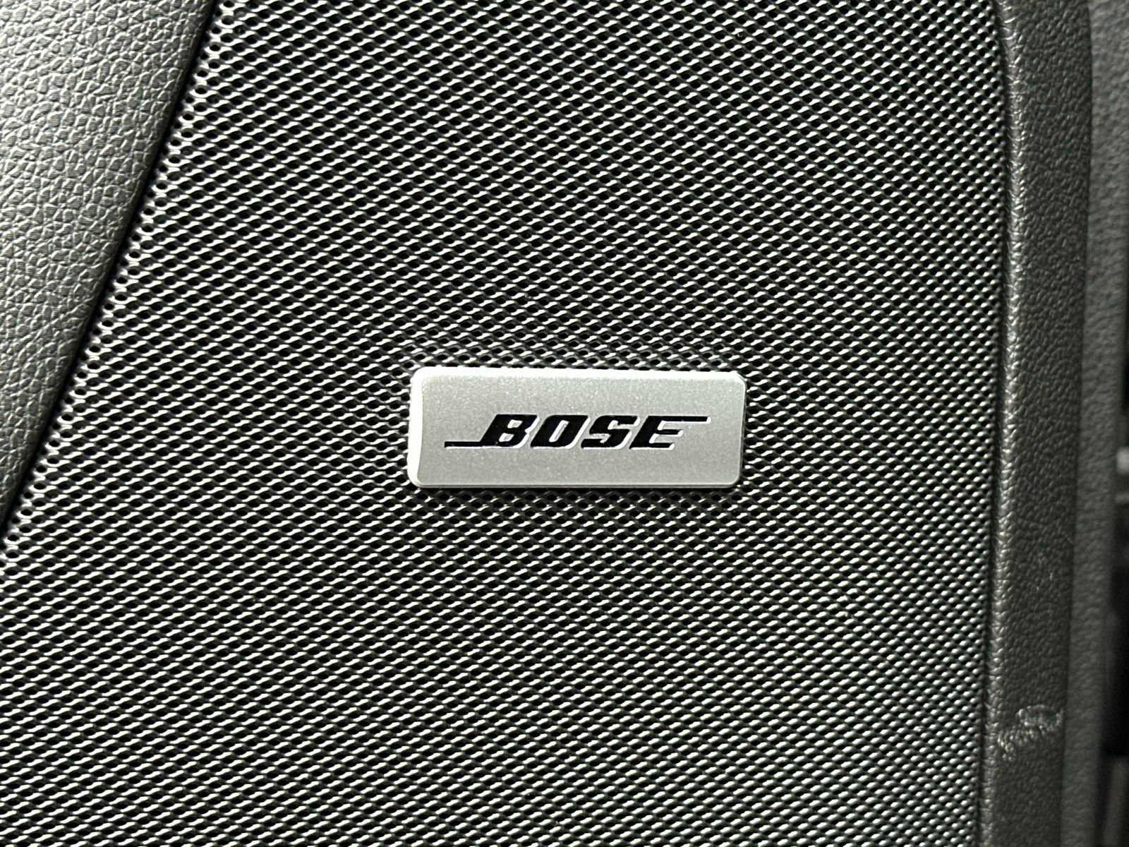 Used 2024 GMC Yukon XL Denali w/ Max Trailering Package image 27