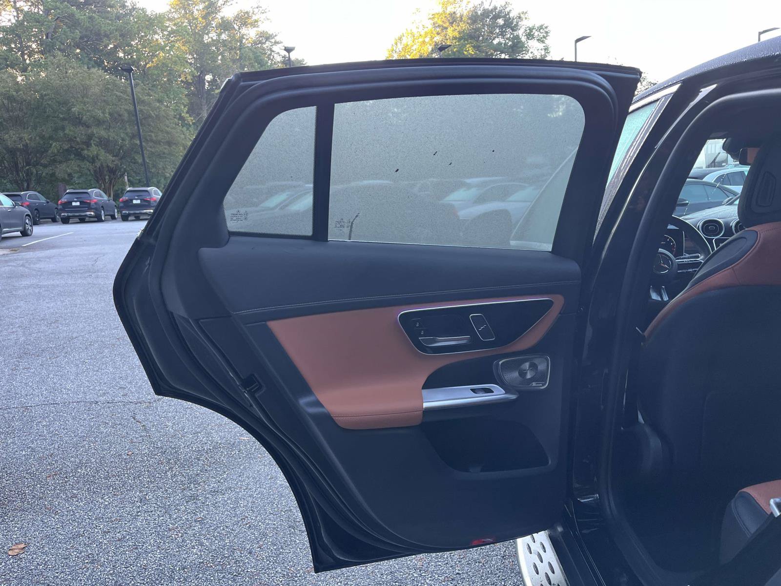Used 2024 Mercedes-Benz GLC 300 4MATIC image 43