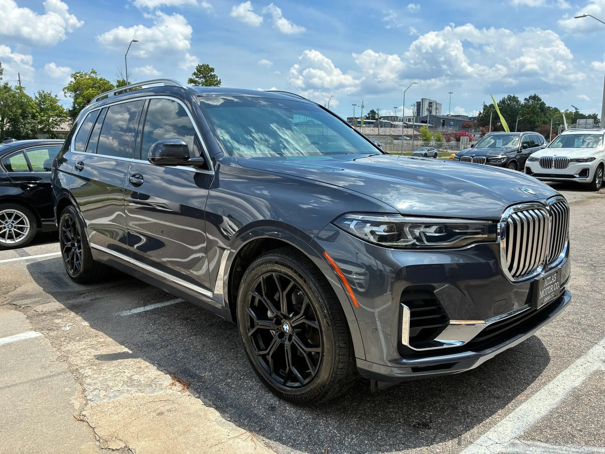 Used 2020 BMW X7 xDrive40i w/ Premium Package AWD/4WD image 7