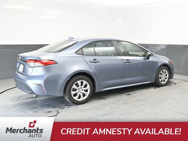 Used 2025 Toyota Corolla LE FWD image 8