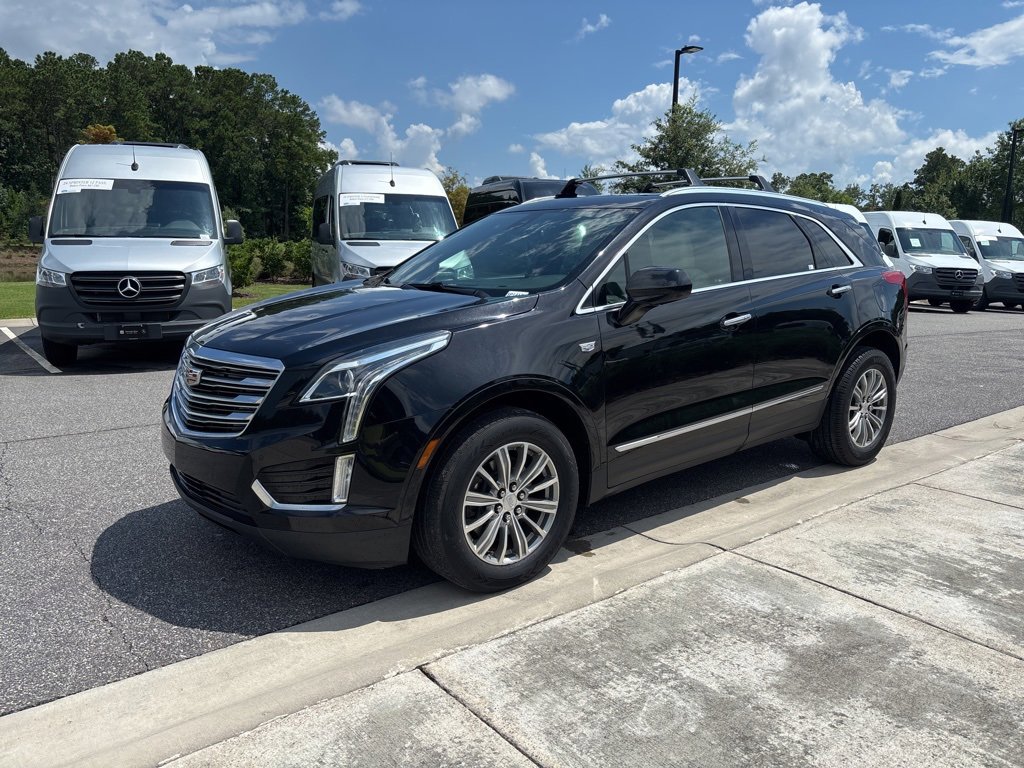 Used 2018 Cadillac XT5 Luxury w/ Driver Awareness Package image 9