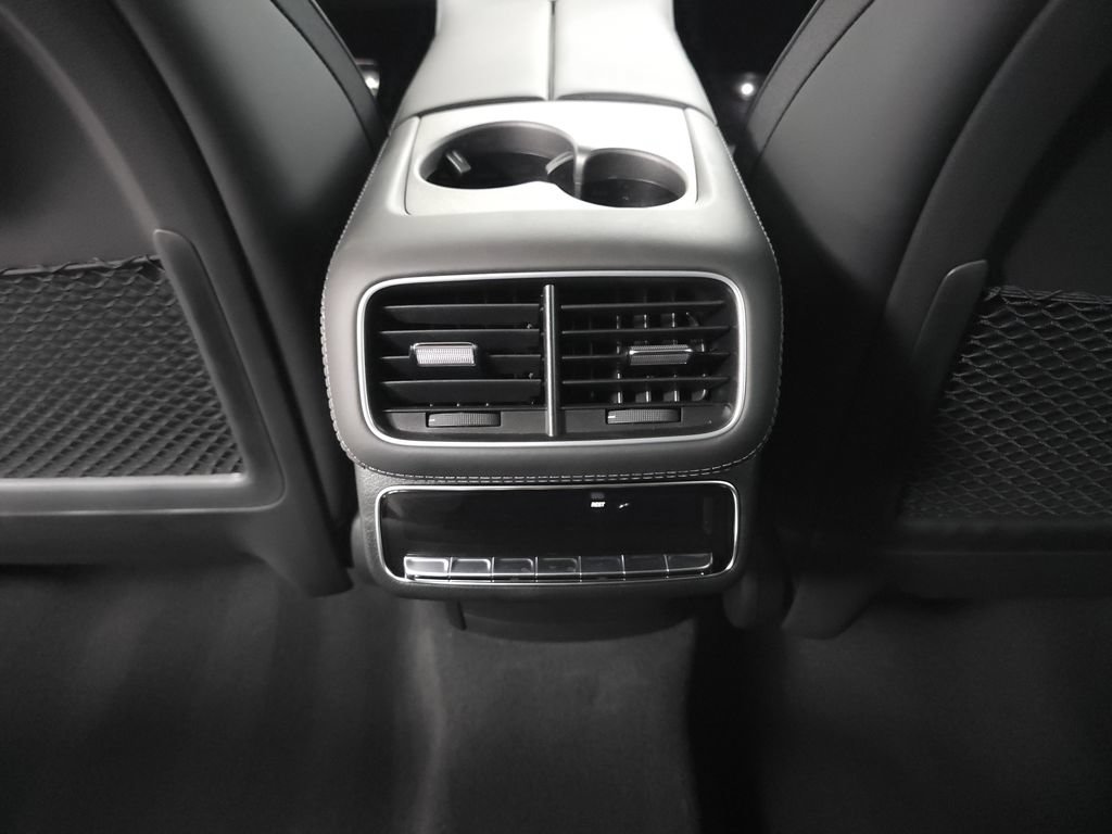 Used 2025 Mercedes-Benz GLS 450 4MATIC image 30