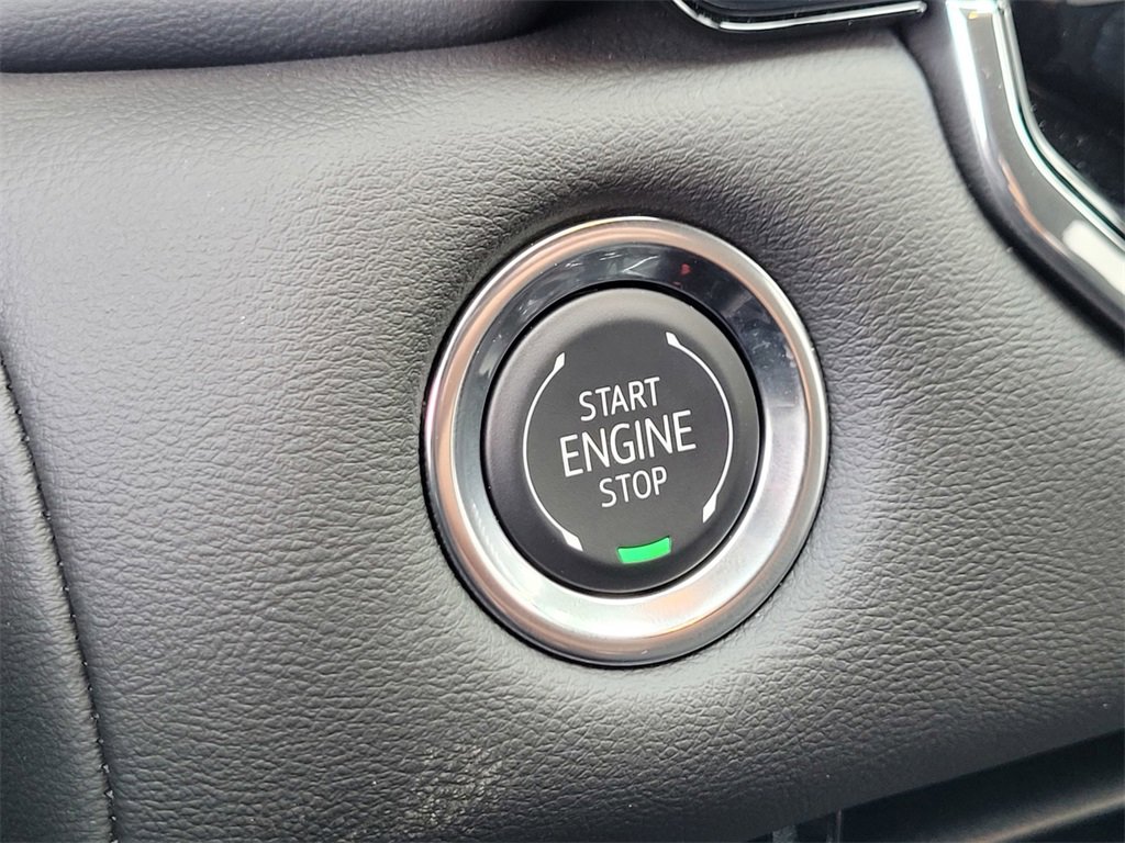 New 2026 GMC Canyon Elevation w/ Convenience Package image 19