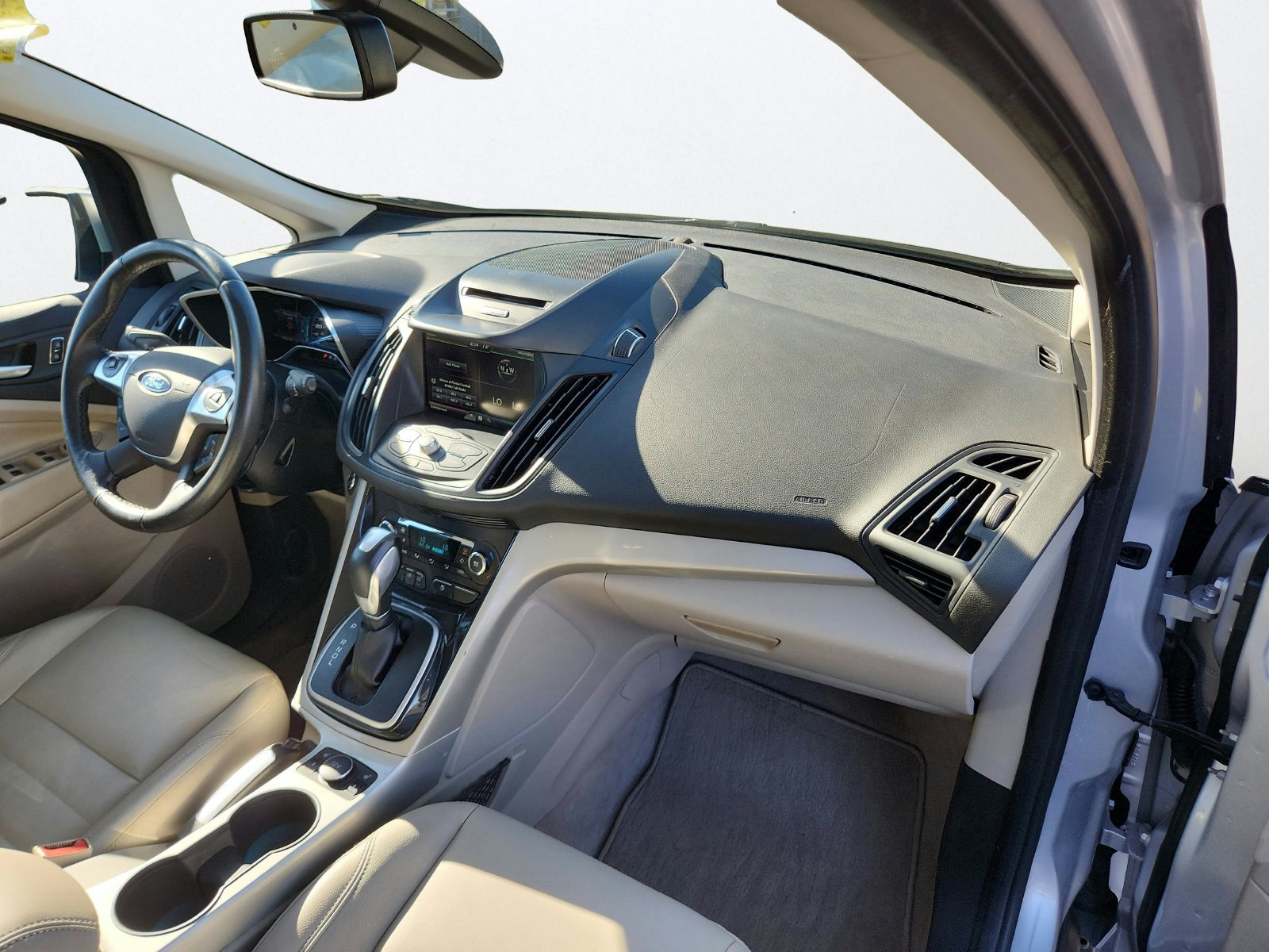 Used 2014 Ford C-MAX Energi SEL FWD image 23