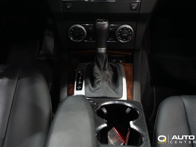 Used 2010 Mercedes-Benz GLK 350 4MATIC image 16