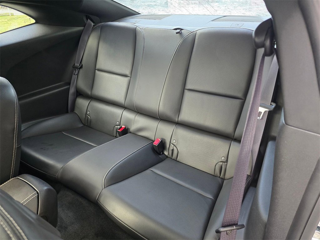 Used 2015 Chevrolet Camaro SS w/ Green Flash Special Edition image 18