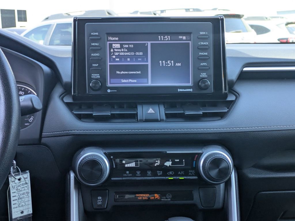 Used 2022 Toyota RAV4 LE image 18