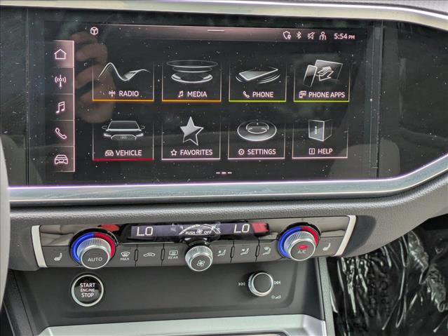 Used 2025 Audi Q3 2.0T Premium Plus w/ Premium Plus Package AWD/4WD image 12