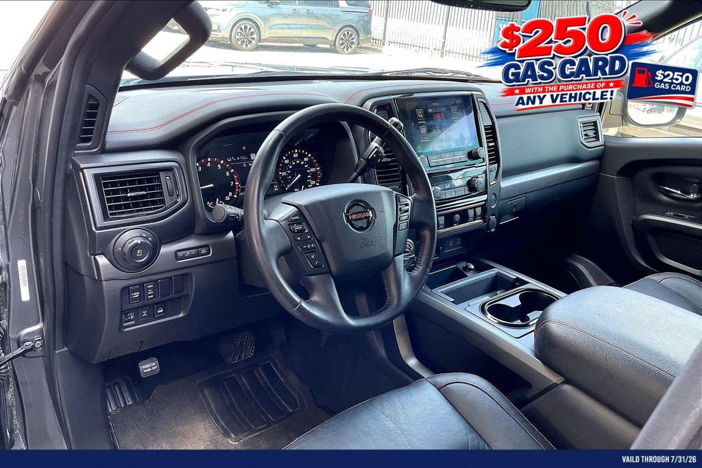 Used 2021 Nissan Titan PRO-4X w/ Pro-4x Convenience Package AWD/4WD image 14